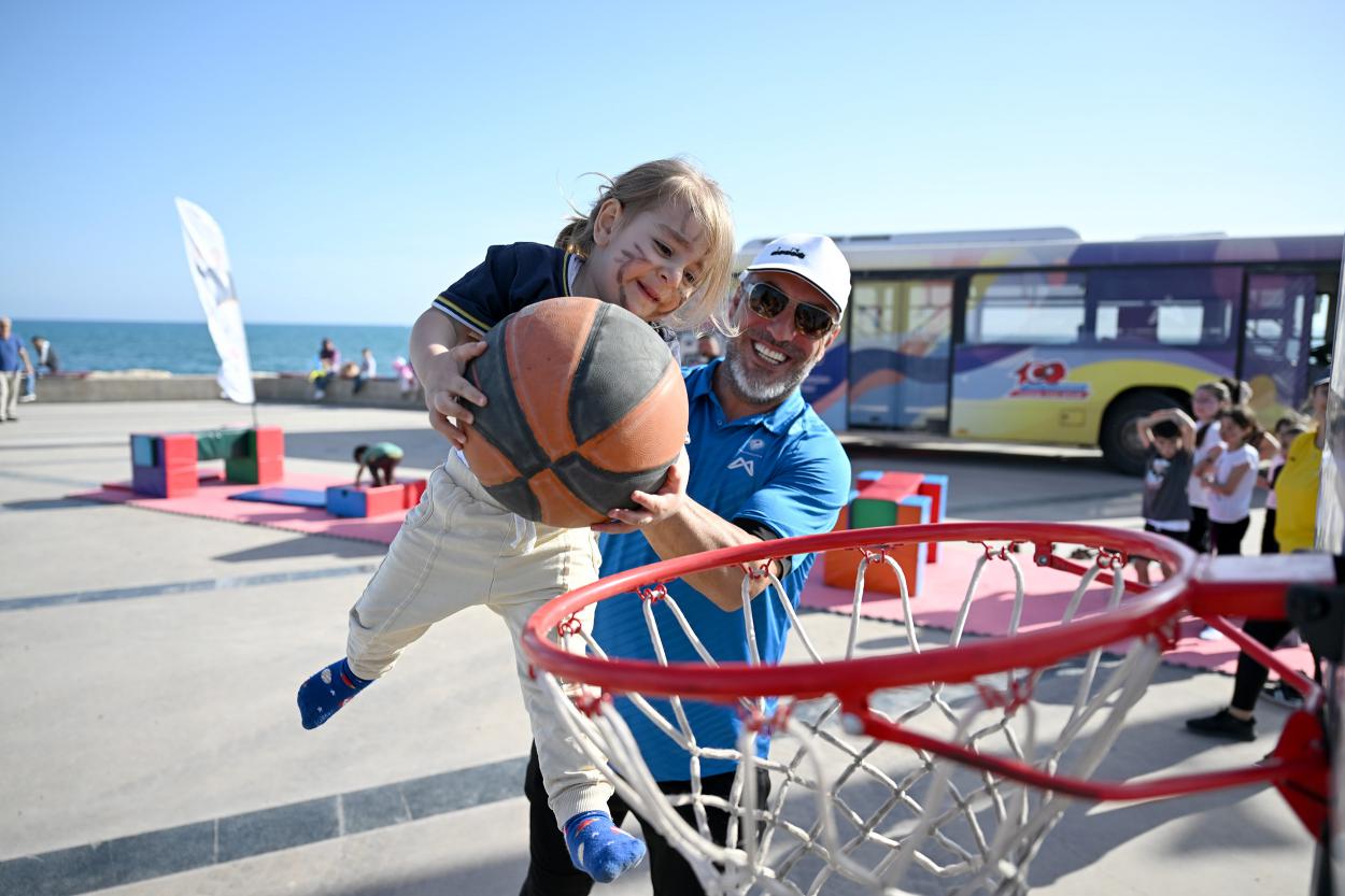 2. Uluslararası Mersin Çocuk Festivali Başladı