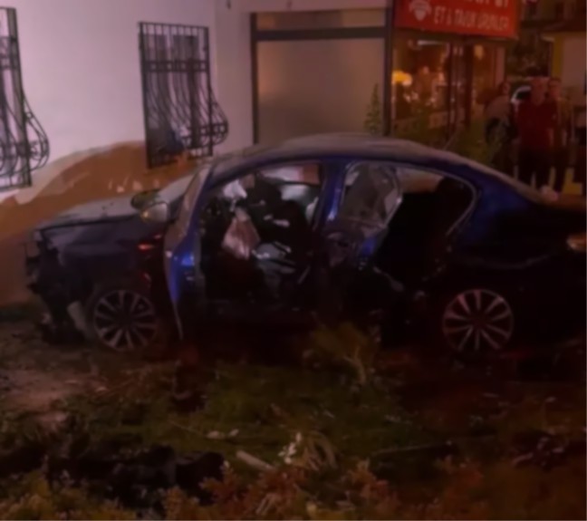 Yenişehir’DE FECİ KAZA! 2'Sİ AĞIR 9 YARALI